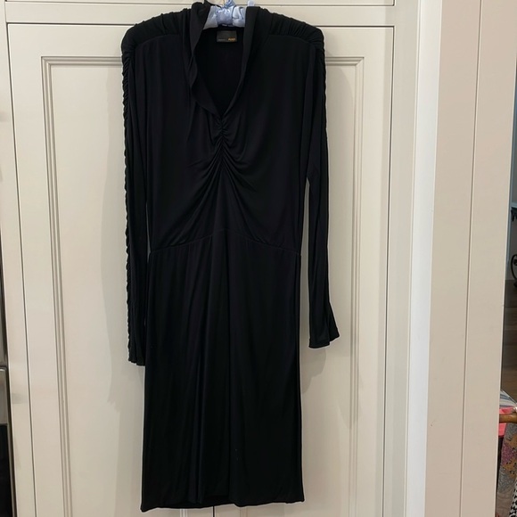⭐️FENDI Black Lined Jersey Knot Dress—STUNNING!!  Excellent Condition!! Size 40 - Picture 1 of 13